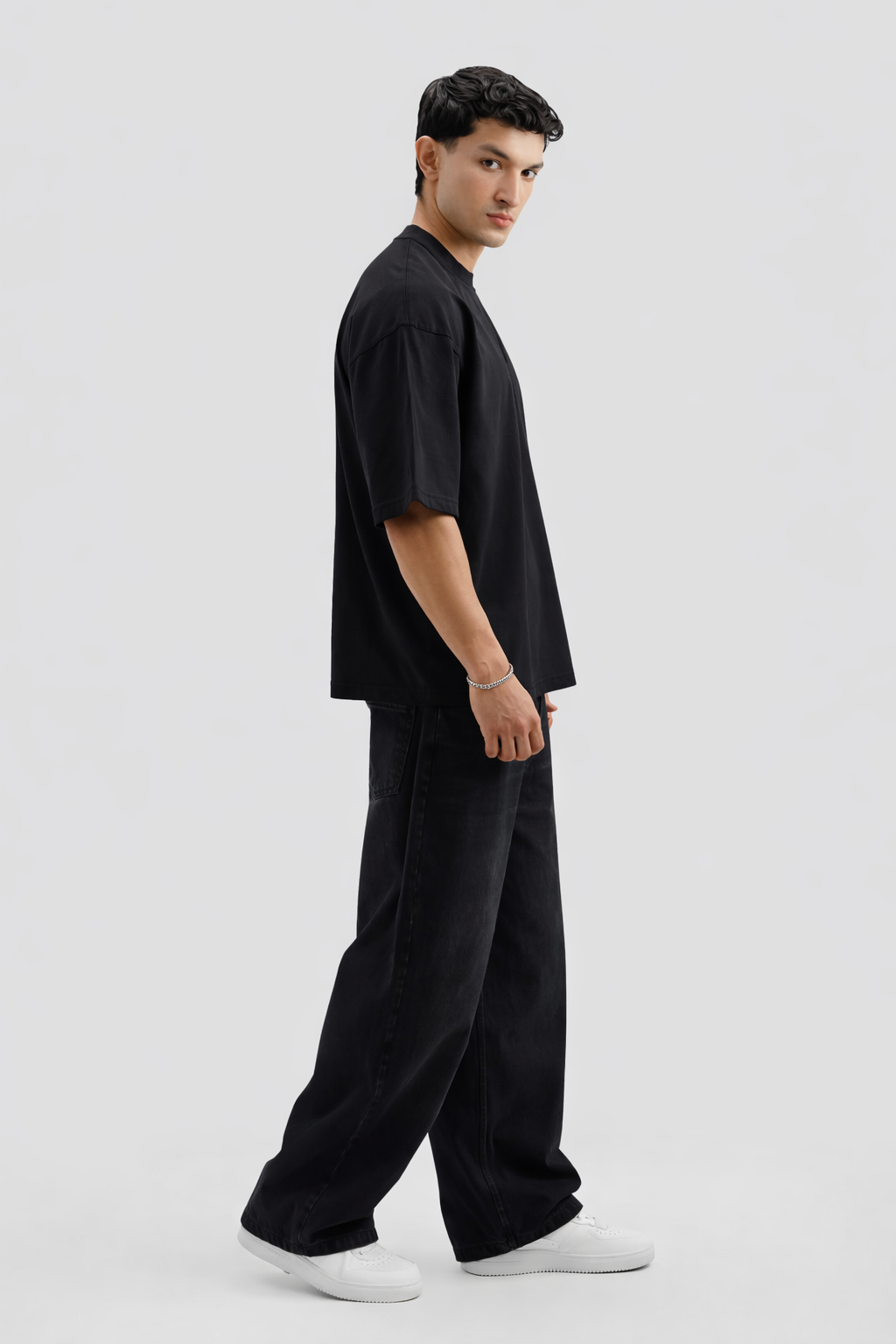 Oversized Tee – Black (DROPOUTS Print)