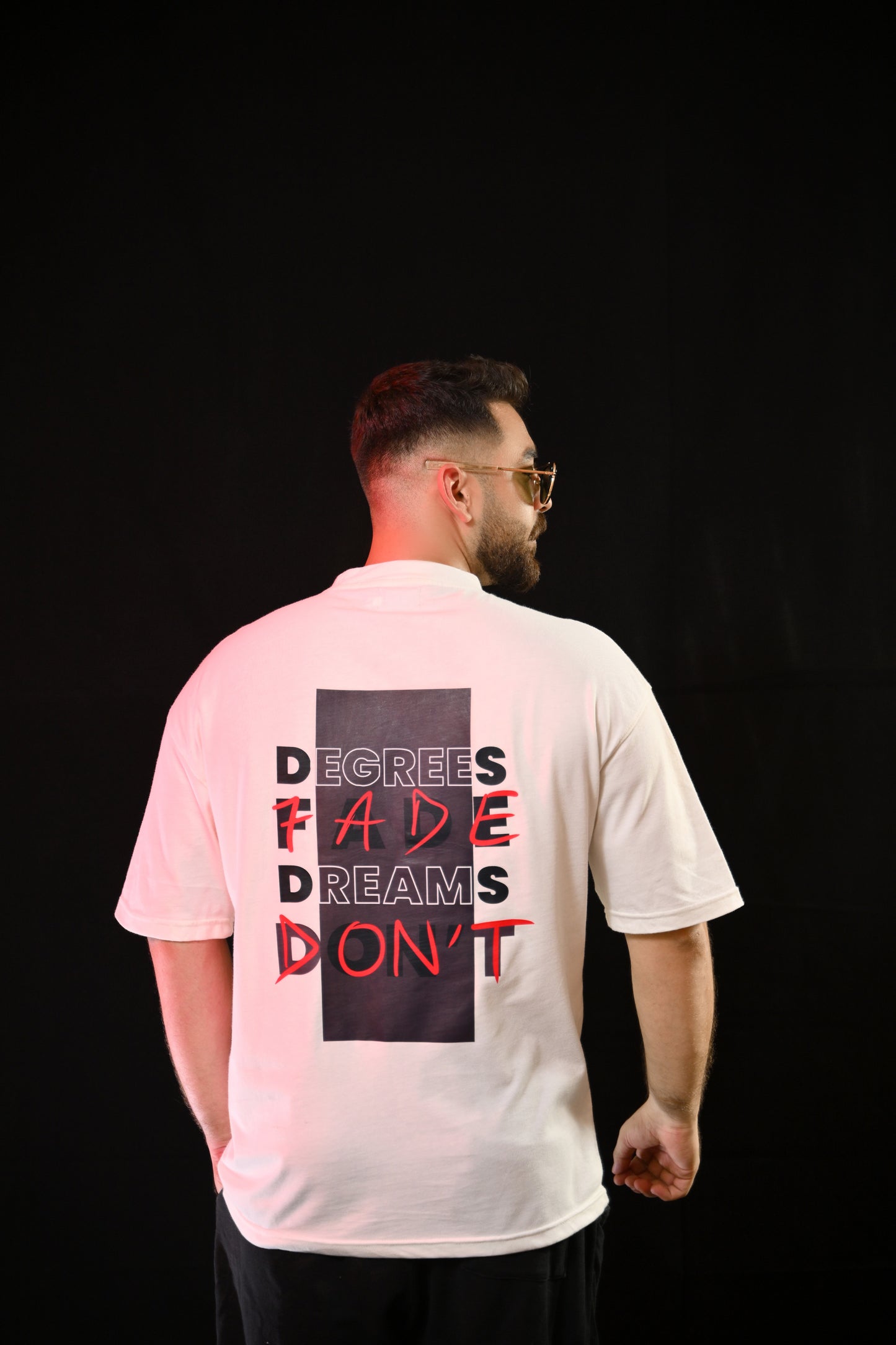 Oversized Tee – Cream (DEGREES FADE DREAMS DONT Print)
