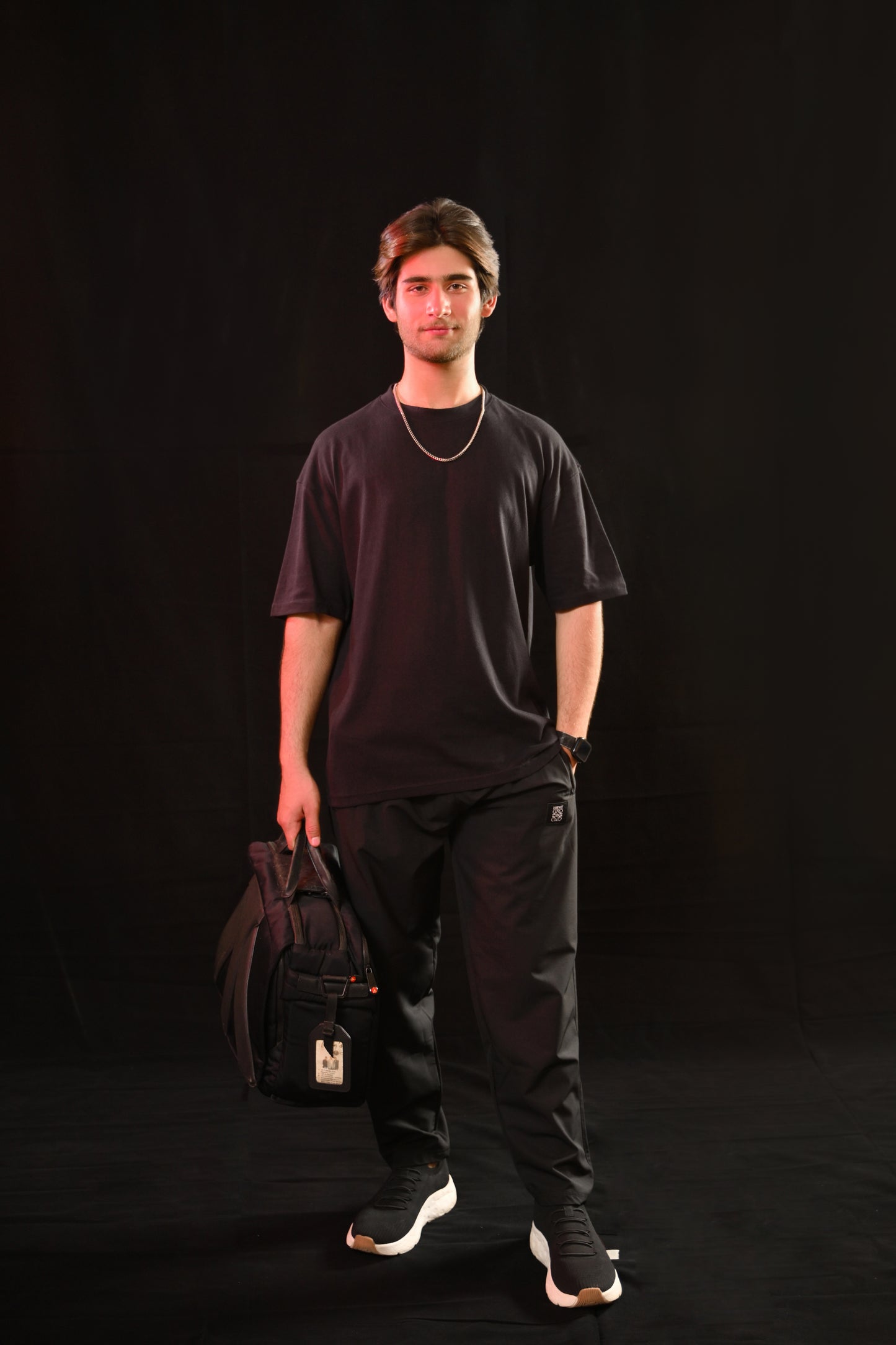 Oversized Tee – Black (DROPOUTS Print)