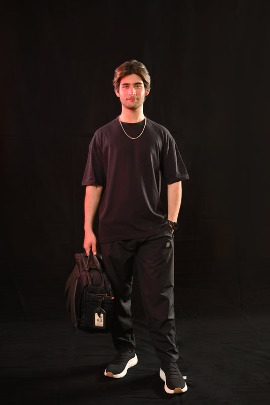 Oversized Tee – Black (DROPOUTS Print)