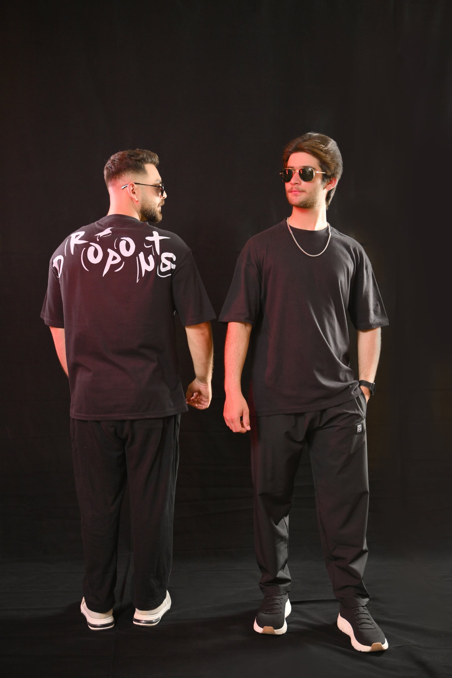 Oversized Tee – Black (DROPOUTS Print)